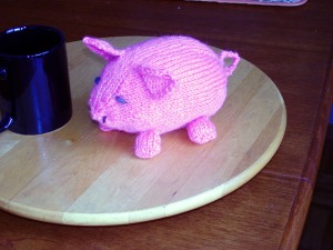 knit pig